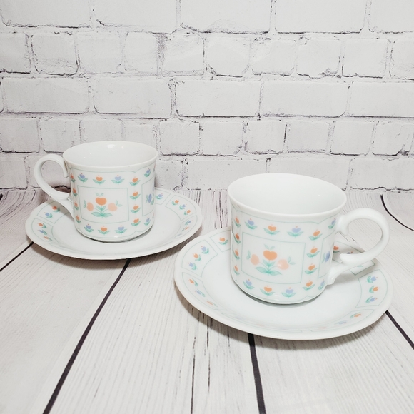 Vintage Judith Raíces for the Toscany Collection Japan cups & saucers Set - Picture 2 of 13